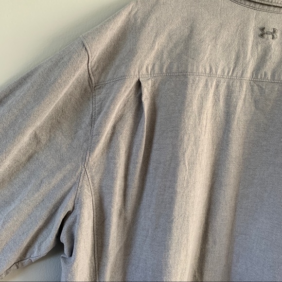 Under Armour Size 2XL Gray Top Loose Fit Long Sleeve Button Down Shirt HeatGear - Picture 8 of 11